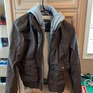 Women’s obey jacket size small